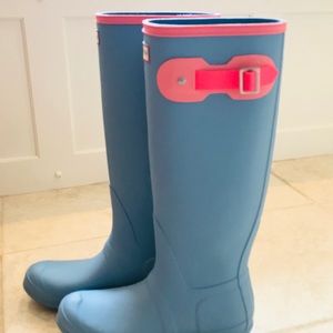 Hunter original tall boots.